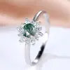 Anillo de Flor de Ágata Redonda de Plata de Ley S925 con Circonitas Microincrustadas Anillo de Moda Retro de Lujo Accesible Exquisito Elegante