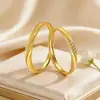 Anéis de Casal Rio do Amor para Homens e Mulheres Design de Nicho Ins Moda Sensação de Luxo Anéis de Casamento Ornamentos de Anel de Dedo Dourado