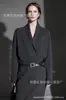 Suéter Minimalista em Camadas Estilo Francês de Alta Qualidade com Design Decote V Profundo para Mulheres, Tricô de Lã de Ovelha, Mangas Longas Tendência