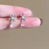 Aretes de Copo de Nieve Gota de Agua Zircón para Mujer, Lujo Accesible, Alta Gama, Elegantes, Aretes Nicho, Nuevos Aretes Estilo Frío 2025