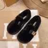 Sapatos rasos fofos estilo coreano para mulheres, para usar ao ar livre no outono/inverno, nova coleção 2026, slip-on, sapatilhas Mary Jane fofas, sapatos de algodão com forro de fleece