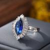 Al por mayor de joyería europea y americana de moda transfronteriza, anillo de tesoro azul para fiesta, joyería de moda con circonita de ojo de caballo retro para hombre