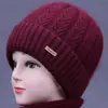 Nuevos Sombreros de Estilo Invernal para Mujeres de Mediana Edad y Mayores, Sombrero de Lana Tejido Cálido con Terciopelo Adicional para Mamá, Sombrero de Algodón Pullover para Señoras Mayores y Abuelas