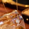 Collar de Oro con Diamante Único de Cuatro Garras, Circonita Grande, Lujo Ligero, Moda de Nicho, Estilo Trendy de Ins, Cadena para Clavícula de Celebridad de Internet, Venta al por Mayor Transfronteriza