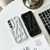 Adecuado para Samsung S25Ultra Funda para Teléfono Móvil Cortada con Patrón de Llama Electrochapada S23U Refrigeración y Transpirable A55 Cubierta Protectora Suave