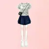 Moda Feminina Verão 2026 Novo Estilo Patchwork Único Manga Curta Shorts Casuais Conjunto Casual Chic e Moderno de Duas Peças