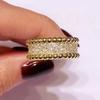 Anillo sándwich con cuentas de diamantes Cao Shi, de alto temperamento, minimalista, de moda, para otoño e invierno, nuevo anillo femenino, venta directa de fábrica
