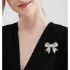 Broche de Lazo Estilo Coreano Aleación de Alta Gama Diamante Hueco Broche Accesorios Versátiles para Ropa Hebilla Fija