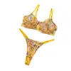 Suministro Exclusivo Transfronterizo de Conjunto de Lencería de Sujetador Bordado Floral Sexy con Aros y Tanga