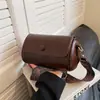 Bolsa Pequena Retrô Bolsa Feminina Nicho 2024 Nova Tendência Primavera Versátil Alça Larga Transversal Bolsa Cilíndrica Popular