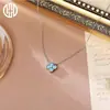 Collar Pendientes Trébol de Cuatro Hojas de la Suerte 2026 Super Hermoso Estilo Caliente Lujo Ligero Diseño de Nicho Pendientes de Cadena para Clavícula Pendientes de Botón
