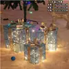 Decoración navideña arte en hierro caja de regalo luminosa juego de tres piezas adorno de exhibición arreglo de escena de árbol de Navidad