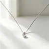Colar pequeno de lua em prata de lei s925, estilo coreano, design moderno e simples, corrente curta para clavícula para mulheres