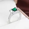 Anillo Cuadrado de Circonita Vintage Elegante de Cuatro Garras para Hombres y Mujeres, Clásico de Alta Gama, Anillo para Dedo Índice de Cobre Puro, Exclusivamente para Ventas Transfronterizas