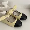 Sapatos de Ballet Rasos Macios Estilo Novo Primavera 2026, Versáteis e Confortáveis com Laço, Sapatos Mary Jane Planos para Mulheres