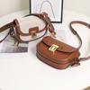 Otoño 2023 Nuevo ins nicho tejido color contraste un solo hombro bandolera alforja retro combinable axila bolso pequeño para mujeres