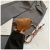Bolso cruzado de hombro mini de nicho, bolsa para auriculares, bolso pequeño de moda retro, bolso de hombro exquisito de moda otoñal para mujer