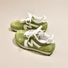 Zapatos de Entrenamiento Alemanes para Mujer Otoño Casual Exterior con Cordones Malla Modelo Nuevo 2026 Zapatillas Forrest Gump Transpirables Beige