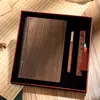Regalos para el Día del Maestro al por mayor Juego de Caja de Regalo de Arte de Bambú Cuaderno Set de Bloc de Notas de Negocios Retro Logo