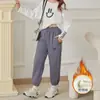 Pantalones deportivos para niños con forro polar engrosado otoño e invierno nueva ropa infantil sueltos con cordón en el tobillo Pantalones casuales para niñas en vivo caliente