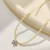 Moderna y de Alta Gama Cadena para Clavícula con Lazo Brillante de Circonita y Perlas para Mujer, Versátil para el Trabajo, Elegante y Única