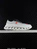 Zapatillas unisex blancas Loewe On Cloudtilt 2.0 con suelas gruesas huecas, zapatillas deportivas casual para correr co-branded