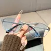 Gafas de sol de estilo americano con personalidad Cat-Eye para mujer, Marco pequeño retro de chica popular, Gafas de sol de metal de alta gama con protección UV para caras pequeñas