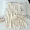 Pijama de chaleco y shorts para mujer, simple, casual, holgado y cómodo, con botones, dulce y lindo, se puede usar afuera, conjunto para el hogar