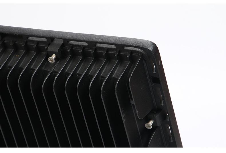 11869275914_1228999776 (1)