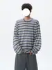 Camiseta de manga larga con cuello redondo, bloques de color a rayas, color 2026 para hombre, casual, versátil, con un diseño elegante, corte holgado y estilo simple, adecuada como capa interior