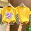 Camiseta de manga larga a rayas de algodón puro para niñas, colección primavera/otoño 2026, estilo nuevo, diseño de caricatura lindo, capa base versátil y a la moda