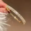Pulseira de flor de zircônia luxo leve moda alta senso pulseira para o dia a dia nova moda joia de temperamento versátil atacado mulheres