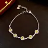 Pulsera de Trébol de Circonita y Nácar Lujo Ligero Temperamento de Gama Alta Joyería Estilo Coreano Ins Celebridad de Internet Estilo Popular Joyería al por Mayor