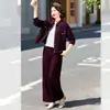 Conjunto de dos piezas de mezclilla moderno y elegante para madres de mediana edad, nuevo atuendo casual para damas elegantes, primavera y otoño 2026
