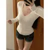 Camiseta básica de punto con cuello en V para mujer, nuevo suéter ajustado color rosa otoño/invierno 2026, top absolutamente deslumbrante y hermoso