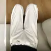 Jeans Blancos de Pierna Ancha Estilo Guadaña para Mujer Otoño 2026 Nuevos de Cintura Alta Sueltos Adelgazantes con Caída Pantalones Rectos Estilo Guadaña