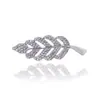 Broche único de perlas con diseño de corazón 2024 nueva moda otoño e invierno corsage accesorios de alfiler delicados para mujer Corea del Sur