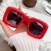 Gafas de Sol Cuadradas Gruesas Lindas de Burbujas para Niños Transfronterizas Gafas para Niñas Accesorios Divertidos para Bebés y Niños Gafas de Sol Protector Solar