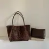 Bolso de mano Maillard de gran capacidad con estampado de leopardo para mujer, nuevo modelo 2026, lujo ligero, diseño de nicho, tacto de alta gama, bolso tote versátil para el trabajo
