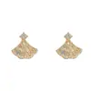 Brincos de design de moda nicho em zircônia microincrustada em forma de leque para mulheres, requintados, super brilhantes, com pino de prata s925, atacado