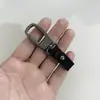 Llavero de aleación de zinc para coche personalidad creativa colgante de llave para colgar en la cintura de hombre hebilla de perro mosquetón fabricantes venta al por mayor