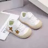 Zapatos para Bebé Niño 2025 Otoño Nuevo Estilo Zapatos de Suela Blanda para Niñas Zapatos Casuales Deportivos Versátiles para Bebé Niño