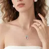 Dulce y Elegante Collar Rojo de Fresa con Diseño de Corazón Palpitante, Cadena para Suéter Versátil y Lujosa, Cadena Versátil para la Clavícula