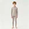 Conjunto de ropa interior térmica para niños, que incluye capas base térmicas de seda y lana, camisetas interiores de cuello alto y pantalones térmicos engrosados, tanto para niños como para niñas.