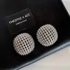 Brincos Quadrados Dourados Elegantes da Moda de Luxo Leve Design Feminino 2025 Novo Estilo Quente Brincos Únicos de Alta Qualidade