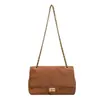 Bolsa Tiracolo Pequena Estilo Pequeno Perfume Xadrez com Corrente Outono/Inverno 2026 Feminina Retrô Casual Fosca Estilosa de Ombro Único