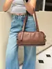 Moda Versátil Estilo Novo Coreano Bolsa de Mão Boston Retrô Sensação de Alto Padrão Bolsa Almofada Nicho Bolsa de Ombro Único Sob o Braço Feminina