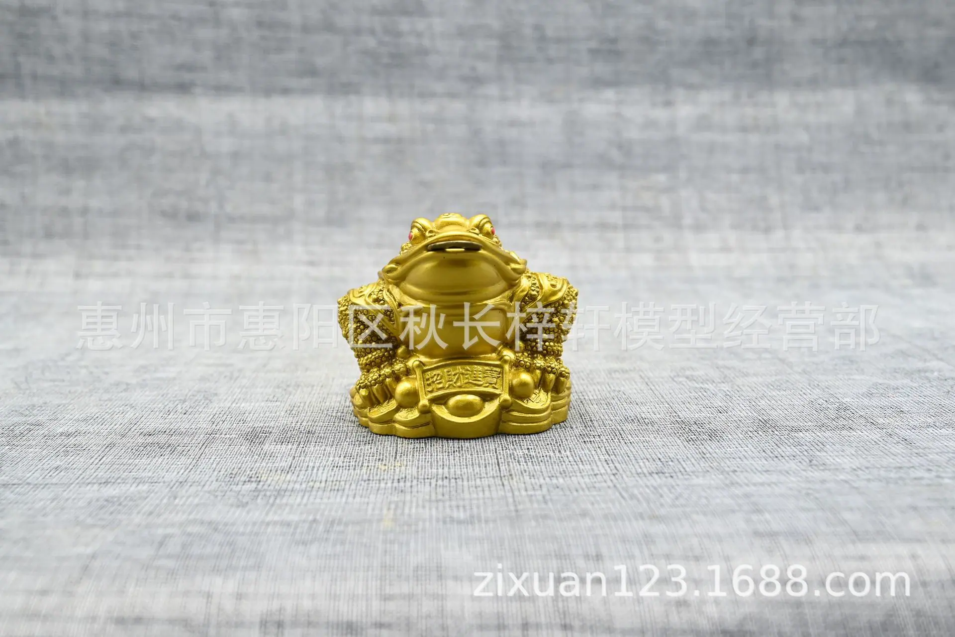 15红点前眼睛5.JPG