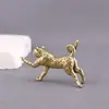 Ornamento Modelo Animal Simulado de Latão Puro Gato Leopardo Leopardo da Neve Rico Decoração de Animal de Estimação para Chá de Sala de Estar Mesa de Escritório
