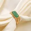 Venta al por mayor de fábrica Moda Europea y Americana Anillo de Acero Inoxidable de 8MM Incrustado con Turquesa Personalizable Versátil Retro Anillo de Dedo Más Vendido